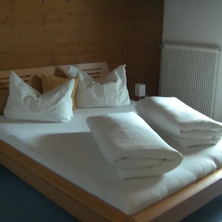 Haus Triumph Apartment Pettneu am Arlberg