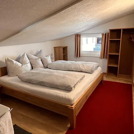 Haus Triumph アパート ペットイ・アム・アールベルク