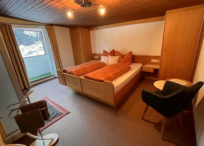 アパート Haus Triumph ペットイ・アム・アールベルク